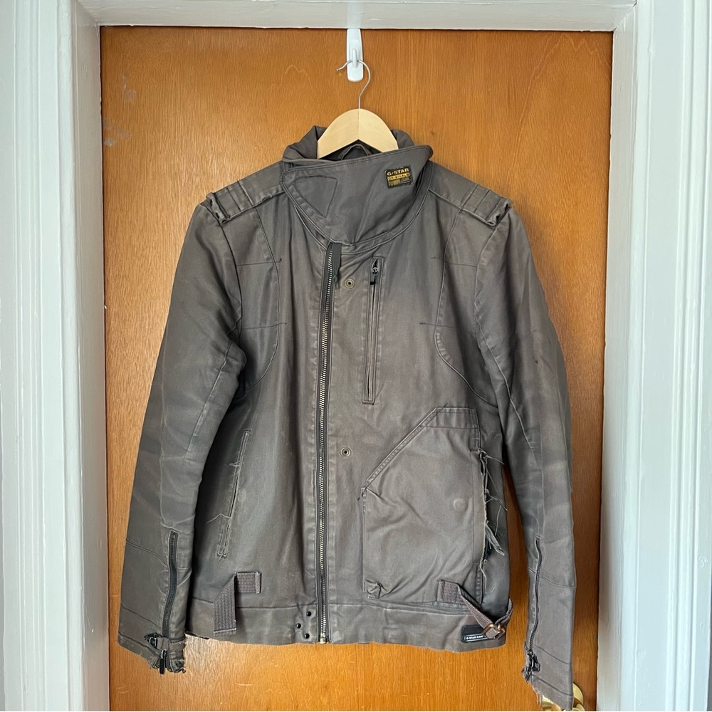 •Men’s G-Star grunge frayed biker jacket• Size L